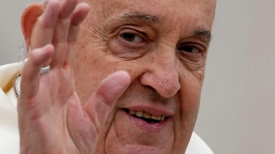 Papst Franziskus zum Thema Geschlechtsumwandlung: Ein Körper müsse akzeptiert und respektiert werden, wie er erschaffen wurde. (Foto: Andrew Medichini/AP/dpa)