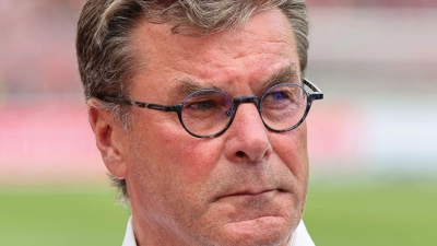 Der 1. FC Nürnberg hat sich von Sportvorstand Dieter Hecking getrennt. (Foto: Daniel Karmann/dpa)